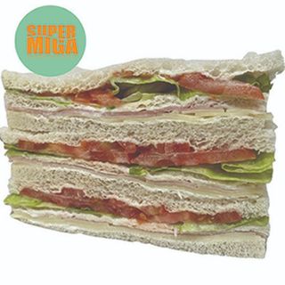 3 Sándwiches Triples de miga