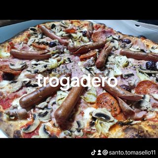 Pizza Trogadero