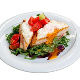 Croque madame et monsieur (clasic frantuzesc)