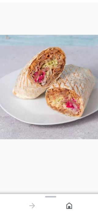 Durüm Mixto Con Ensalada Y Salsa