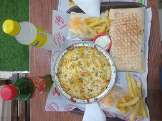 tacos mix + pasticho mix +  2 frites + 2 boissons