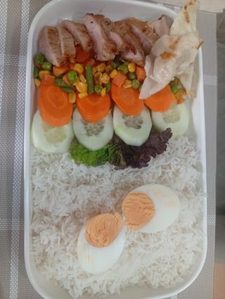 Bento de Frango (Chicken Bento)