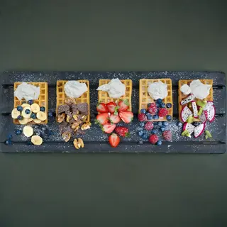 Waffle con burro di arachidi