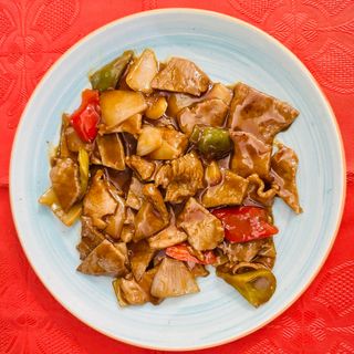 Ternera Con Pimiento Y Cebolla