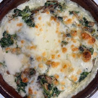 Espinacas gratinadas con champiñones 