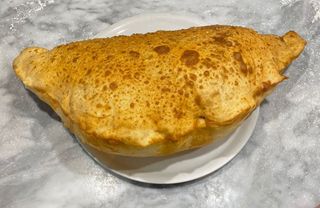 Pizza di Scarola alla napoletana fritta