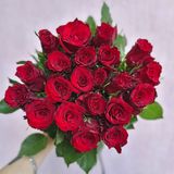 21 червона троянда