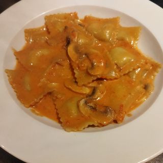 Ravioli Alla Nonna