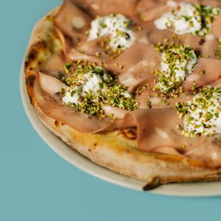 Manuela Arcuri piatto