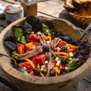 Ensalada De Tomate Y Anchoas