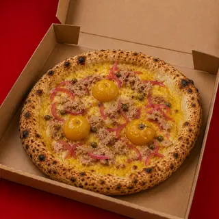 Pizza tonno e cipolla rossa