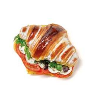 Croissant Queijo fresco e tomate