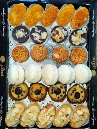 Moyen Plateau Gâteaux Français