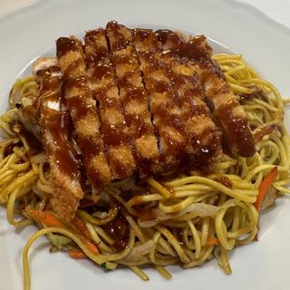 184. Spaghetti gialli al pollo fritto 