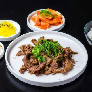 BULGOGI + RYŻ + ZESTAW BANCHAN