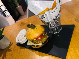 BURGER DE VITĂ BLACK ANGUS 500g