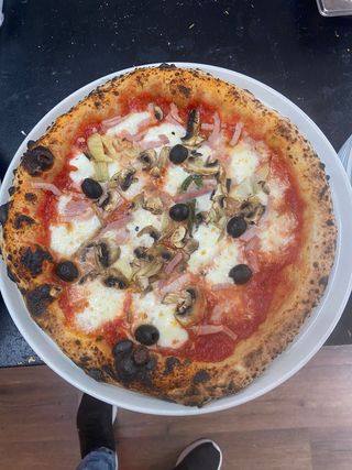 PIZZA CAPRICCIOSA
