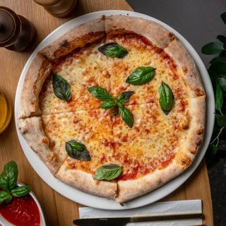 Pizza Margherita