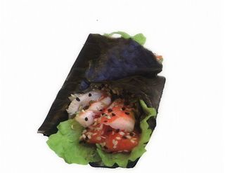 33. Temaki De Langostino Y Salmón (1 Ud.)