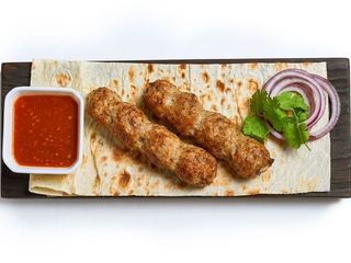 Люля-кебаб з фермерського курча (200/50/30g)