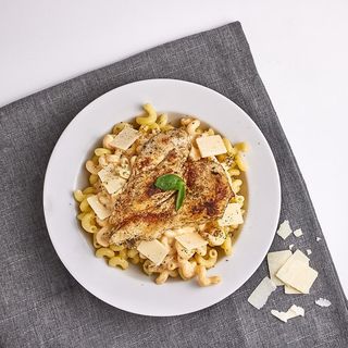 Pasta cavatappi de pollo