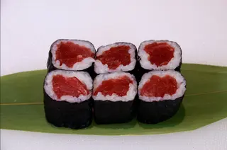 H02 Hosomaki al tonno - 6 pezzi