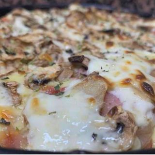 Pizza Carbonara (24 cm.)