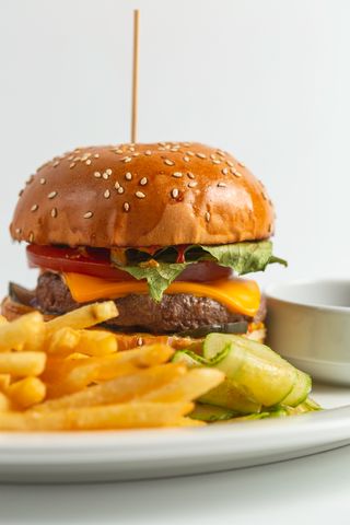 Біф бургер з телятиною та соусом BBQ(500г)