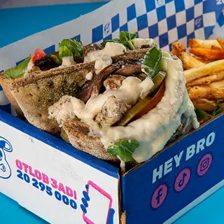 Makloub Chicken Cream