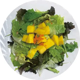 02. Ensalada De Mango Tobiko