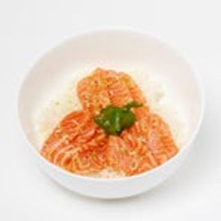 Chirashi salmone