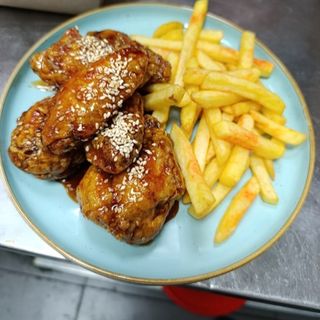 Крылышки в сладко-остром соусе 