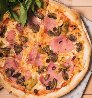 Pizza Capricciosa (33 cm.)