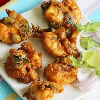 Prawn pakoda