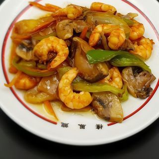 53. Chop suey de gambas
