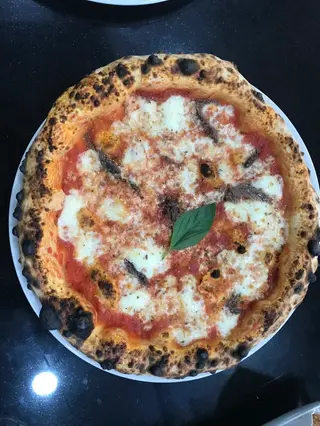Pizza Napoli