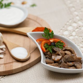 Tocanita de ciuperci