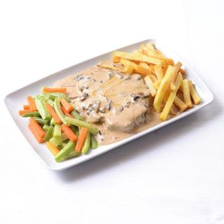 Solomillo De Cerdo Con Salsa Champiñones