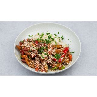 Sečuan piletina na pirinču