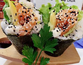 F28 Temaki de atum 4peças