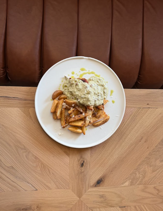 Piletina u pesto sosu