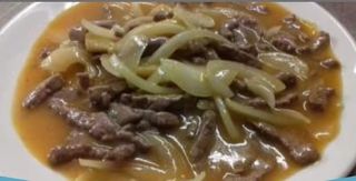 815 Manzo con curry rosso thai