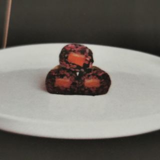 96. Maki Black Salmon (6 Uds.)