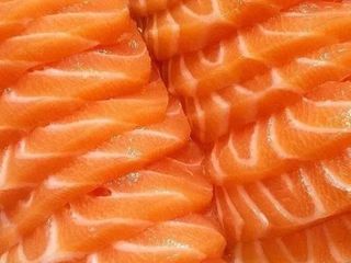 ЛОСОСЬ СЛАБОСОЛЕНИЙ (50g)