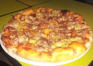 Pizza Capricciosa 