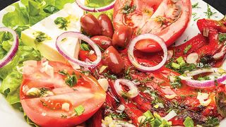 Печени пиперки с домати (350г)