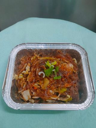 152. Spaghetti di soia con verdure