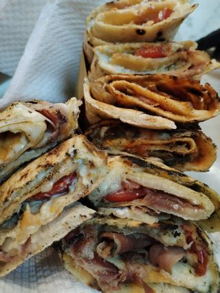 Piadina salame piccante