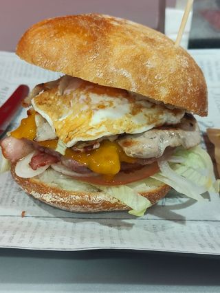 Hambuerguesa Completa