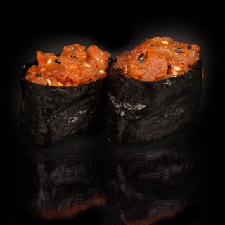 Гункан пикантен тон (2бр-60г)